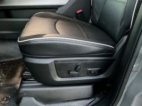 New 2026 RAM 5500 Tradesman w/ Laramie Trim Package image 23