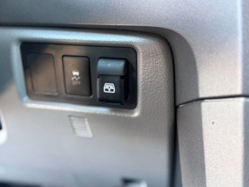 Used 2012 Toyota Tundra Limited w/ Platinum Pkg image 30