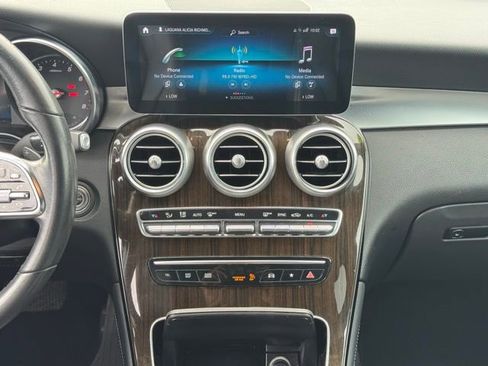 Used 2020 Mercedes-Benz GLC 300 4MATIC image 16