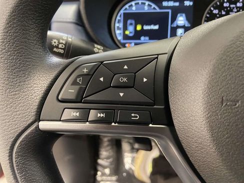 New 2025 Nissan Versa SV w/ Trunk Package image 19