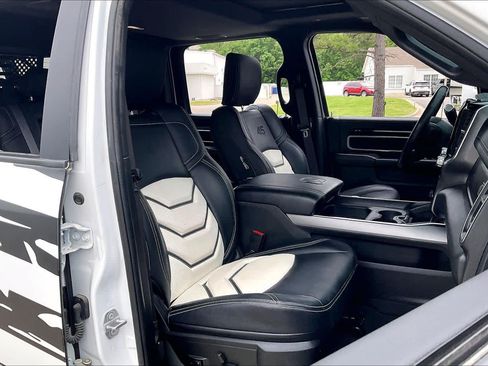 Used 2022 RAM 2500 Laramie AWD/4WD image 10