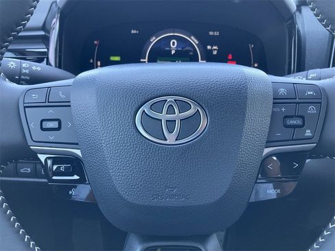 New 2026 Toyota Camry Hybrid image 16