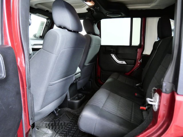 Used 2011 Jeep Wrangler Unlimited Sahara AWD/4WD image 12