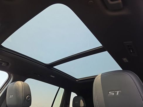 New 2026 Buick Enclave Sport Touring w/ Super Cruise Package image 19