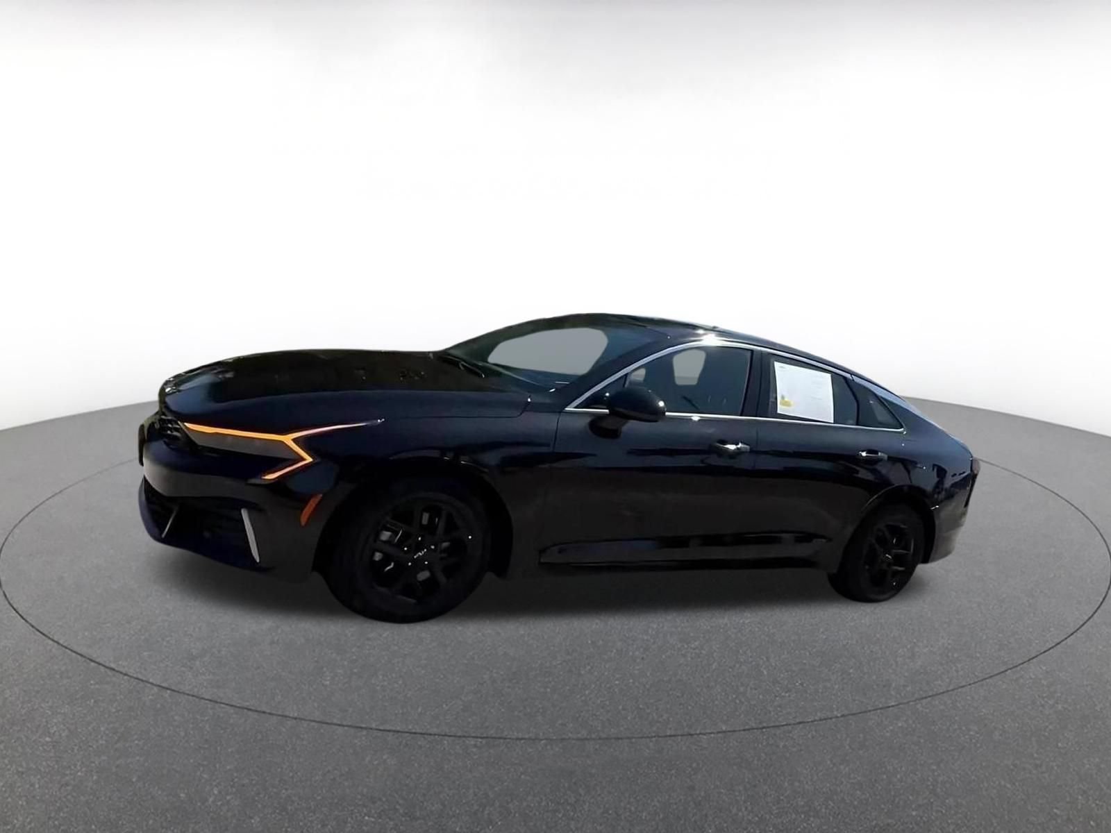 Used 2025 Kia K5 LXS FWD image 7