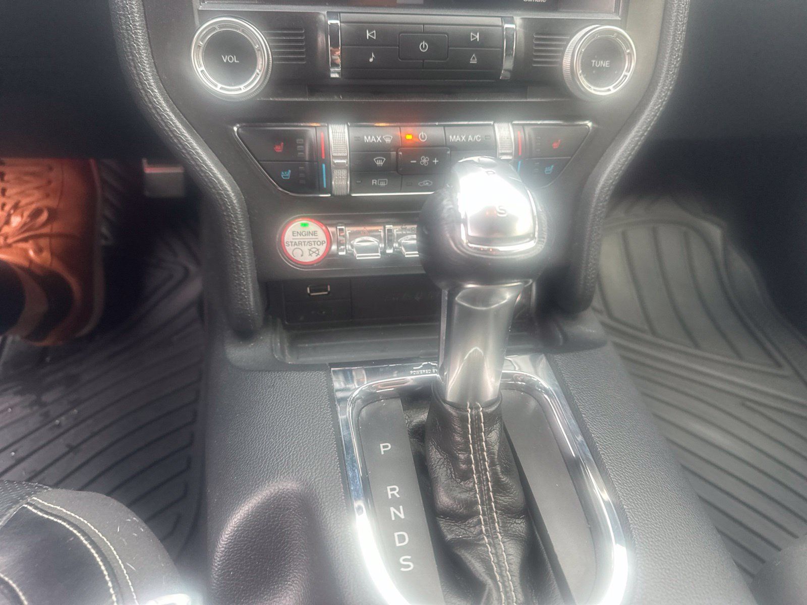 Used 2015 Ford Mustang Premium w/ Equipment Group 201A RWD image 11