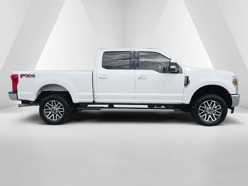 Used 2019 Ford F350 Lariat w/ Lariat Ultimate Package AWD/4WD image 4