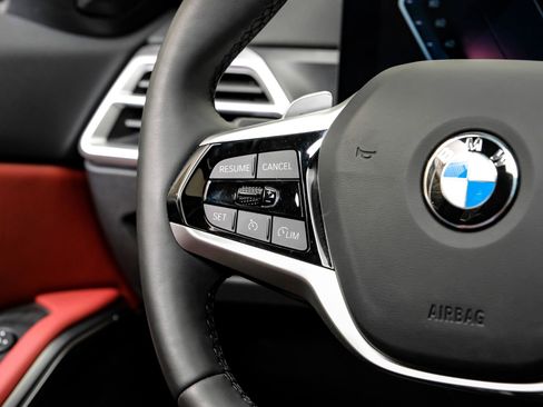 Used 2025 BMW 330i xDrive Sedan image 21