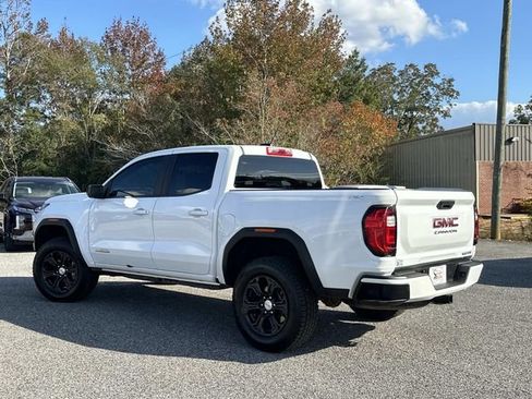 Used 2023 GMC Canyon Elevation image 10