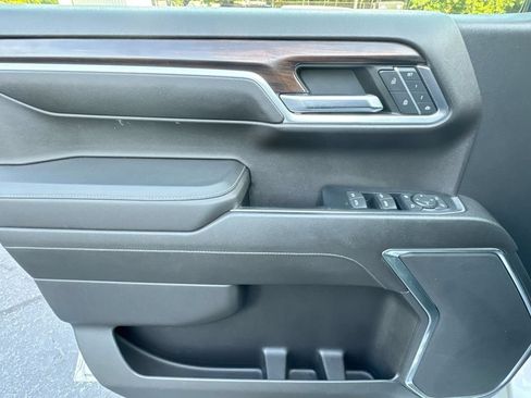 Used 2022 GMC Sierra 1500 SLT AWD/4WD image 15