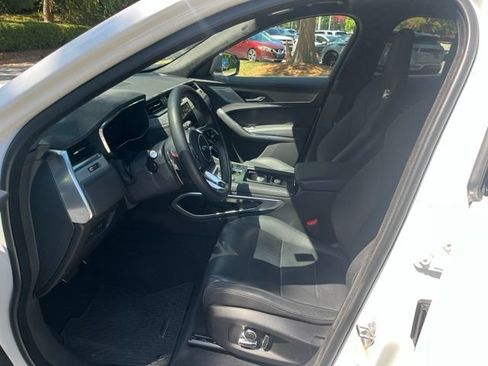 Certified 2023 Jaguar F-PACE SVR AWD/4WD image 5