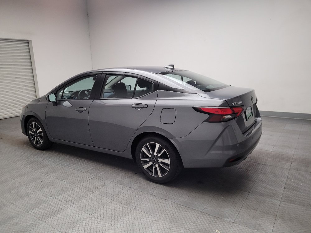 Used 2025 Nissan Versa SV FWD image 3