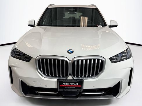 Used 2025 BMW X5 xDrive40i image 2