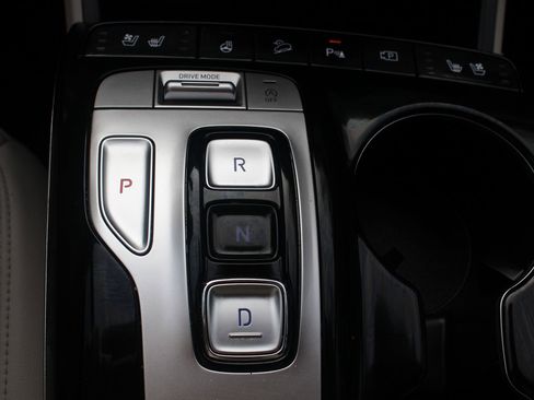 Used 2023 Hyundai Tucson Limited image 30