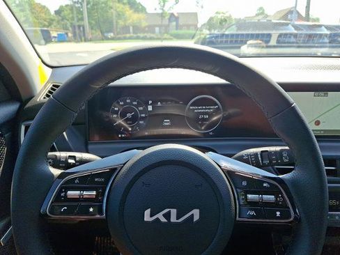 New 2026 Kia Seltos SX image 9