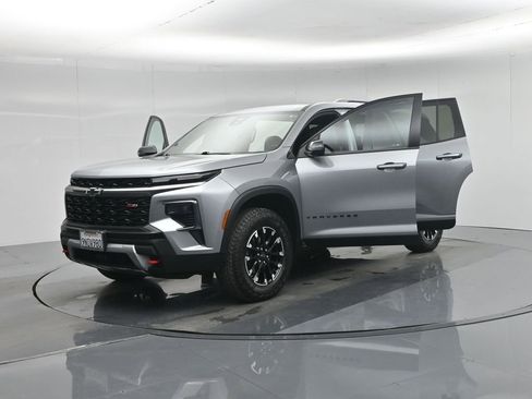 Used 2024 Chevrolet Traverse Z71 w/ LPO, Floor Liner Package image 30