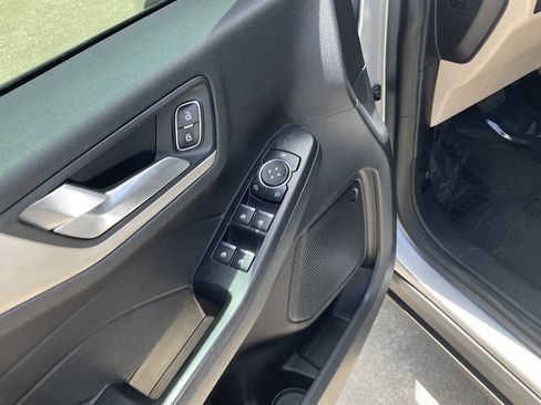 Used 2021 Ford Escape SEL FWD image 10