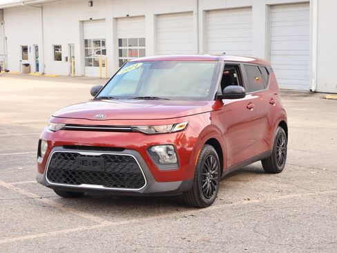 Certified 2021 Kia Soul LX FWD image 4