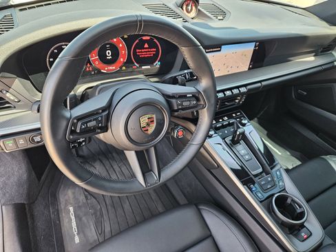 Certified 2025 Porsche 911 Carrera image 24