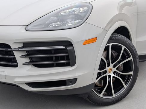 Certified 2023 Porsche Cayenne Platinum Edition AWD/4WD image 10