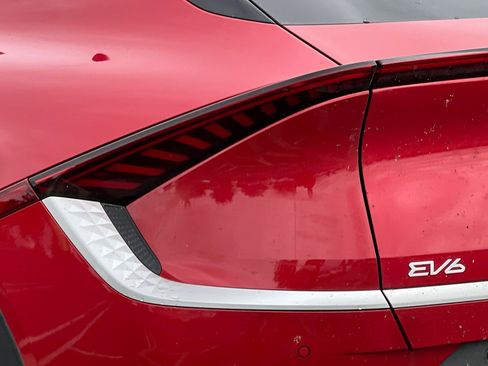 Certified 2024 Kia EV6 Light image 47