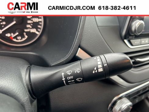 Used 2022 Nissan Altima 2.5 SV image 17