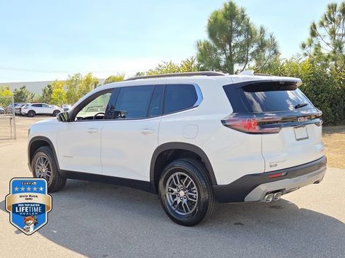 New 2026 GMC Acadia Elevation FWD image 3