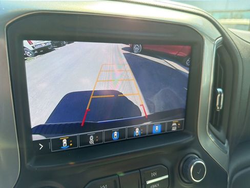 Used 2022 Chevrolet Silverado 2500 LTZ w/ LTZ Premium Package AWD/4WD image 17