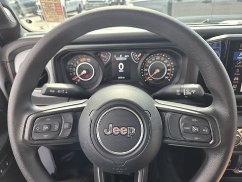 Used 2026 Jeep Wrangler Sport AWD/4WD image 28