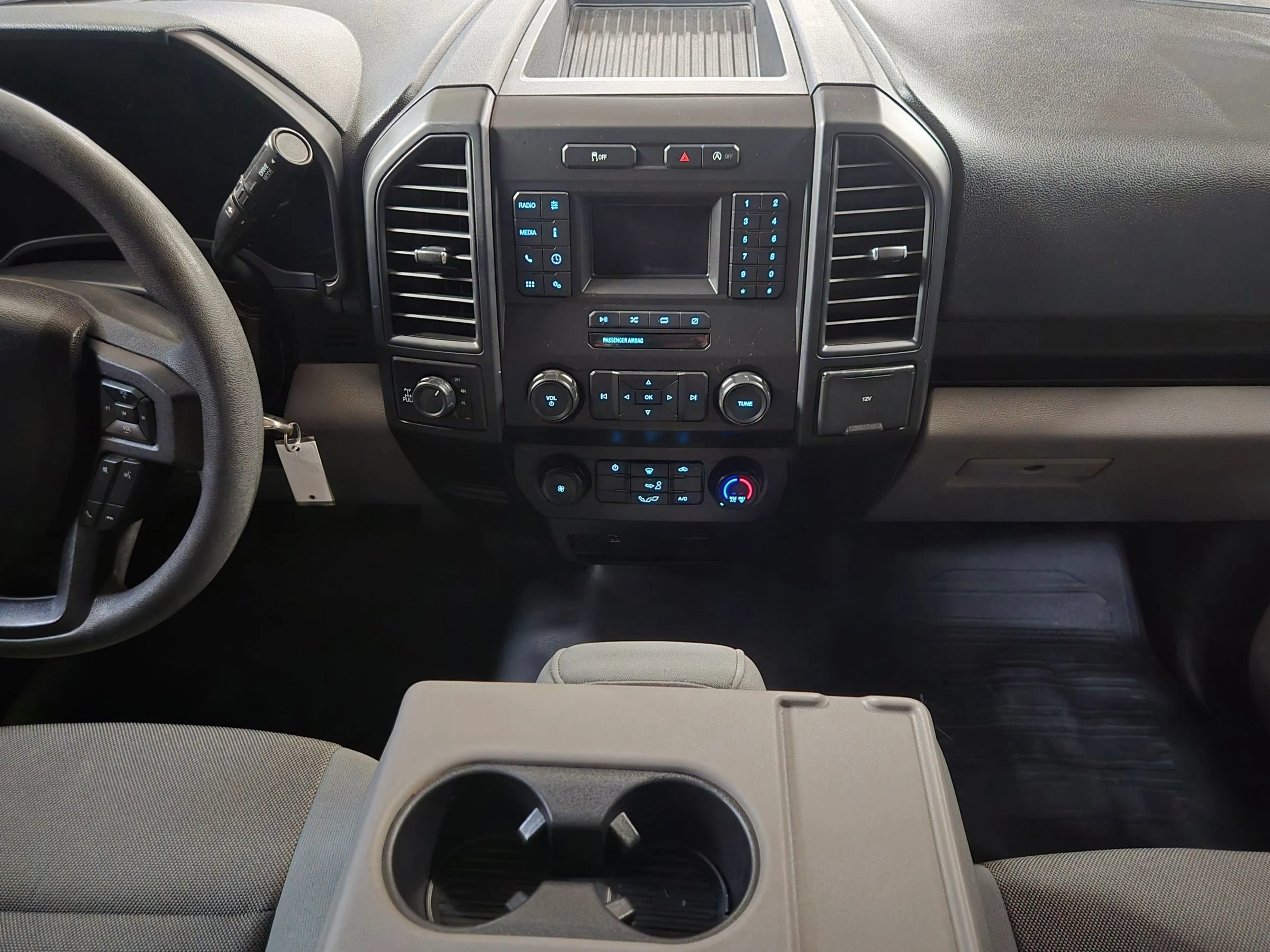 Used 2019 Ford F150 XL w/ Equipment Group 101A Mid AWD/4WD image 16