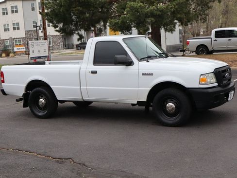 Used 2006 Ford Ranger XL image 2