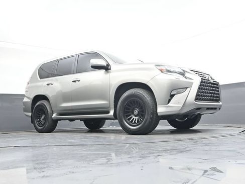 Used 2023 Lexus GX 460 Premium AWD/4WD image 30