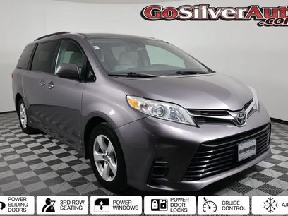 Used 2018 Toyota Sienna LE