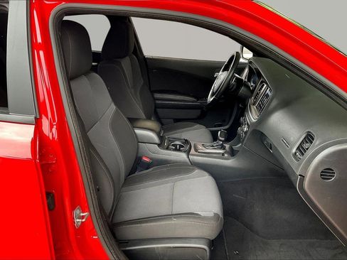 Used 2021 Dodge Charger SXT w/ Blacktop Package image 30