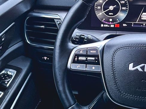 Certified 2025 Kia Telluride SX Prestige X-Line image 19