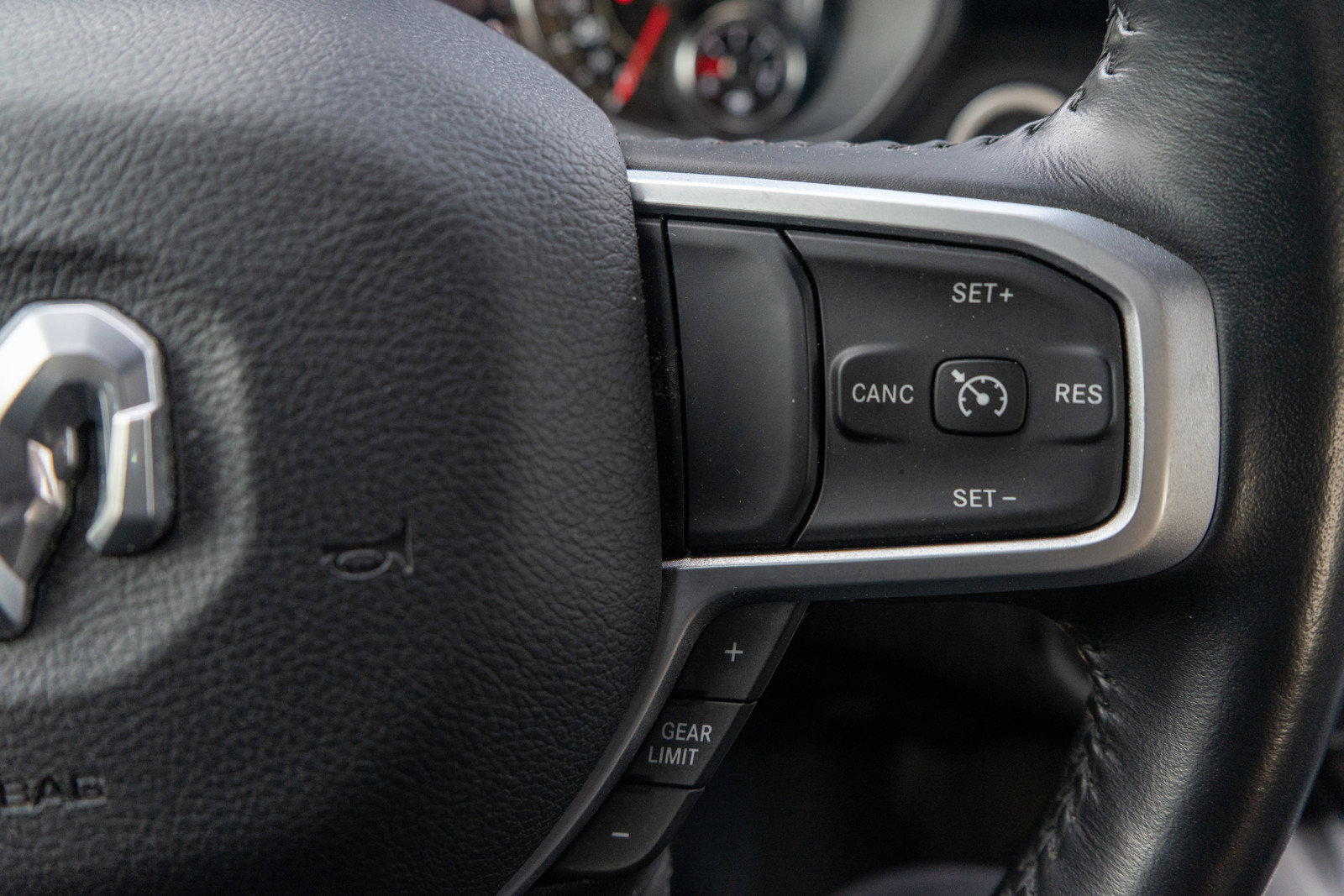 Used 2023 RAM 1500 Big Horn AWD/4WD image 25