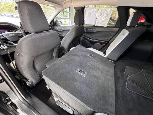 Used 2025 Ford Escape Active AWD/4WD image 40