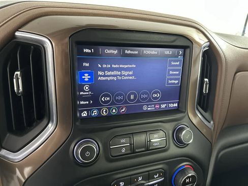 Used 2021 Chevrolet Silverado 2500 High Country w/ Z71 Off-Road Package image 32