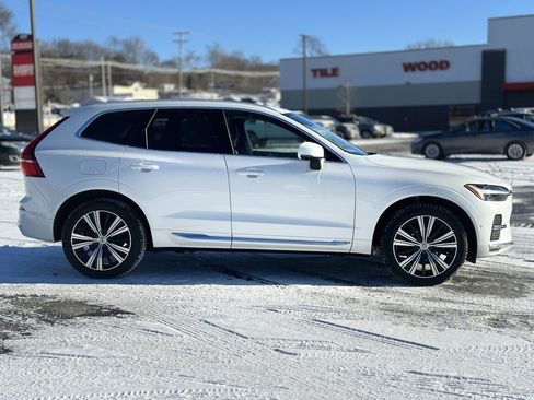 Used 2023 Volvo XC60 B5 Plus w/ Climate Package image 8