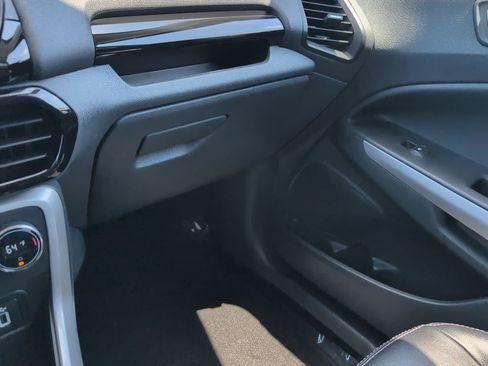 Used 2022 Ford EcoSport Titanium AWD/4WD image 22