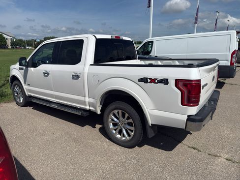 Used 2016 Ford F150 Lariat w/ Equipment Group 502A Luxury AWD/4WD image 10