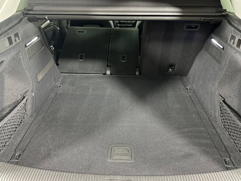 Used 2023 Audi Q5 2.0T Premium w/ Convenience Package image 14