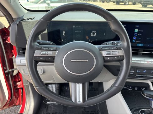 Used 2024 Hyundai Kona SEL FWD image 25
