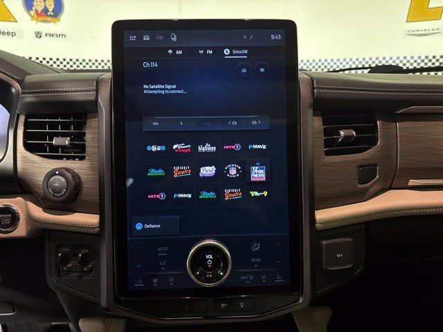 Used 2023 Ford Expedition Limited AWD/4WD image 39