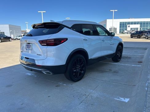 Used 2025 Chevrolet Blazer Premier w/ Driver Confidence II Package image 5