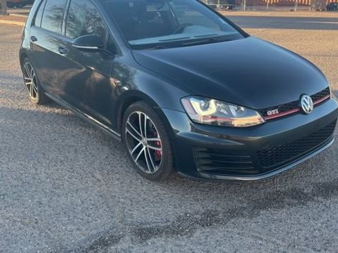 Used 2017 Volkswagen GTI Sport image 3