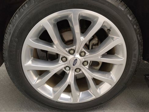 Used 2018 Ford Expedition Limited w/ Equipment Group 302A image 31