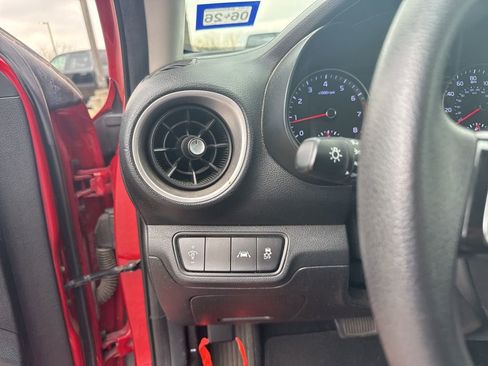 Used 2019 Kia Forte LXS image 47