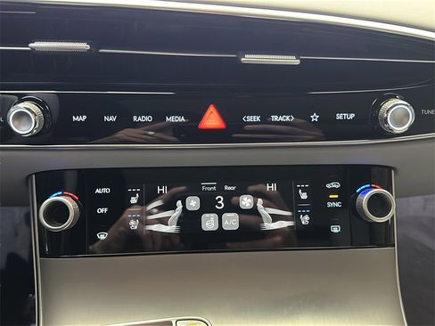 New 2026 Genesis GV70 2.5T Advanced image 26