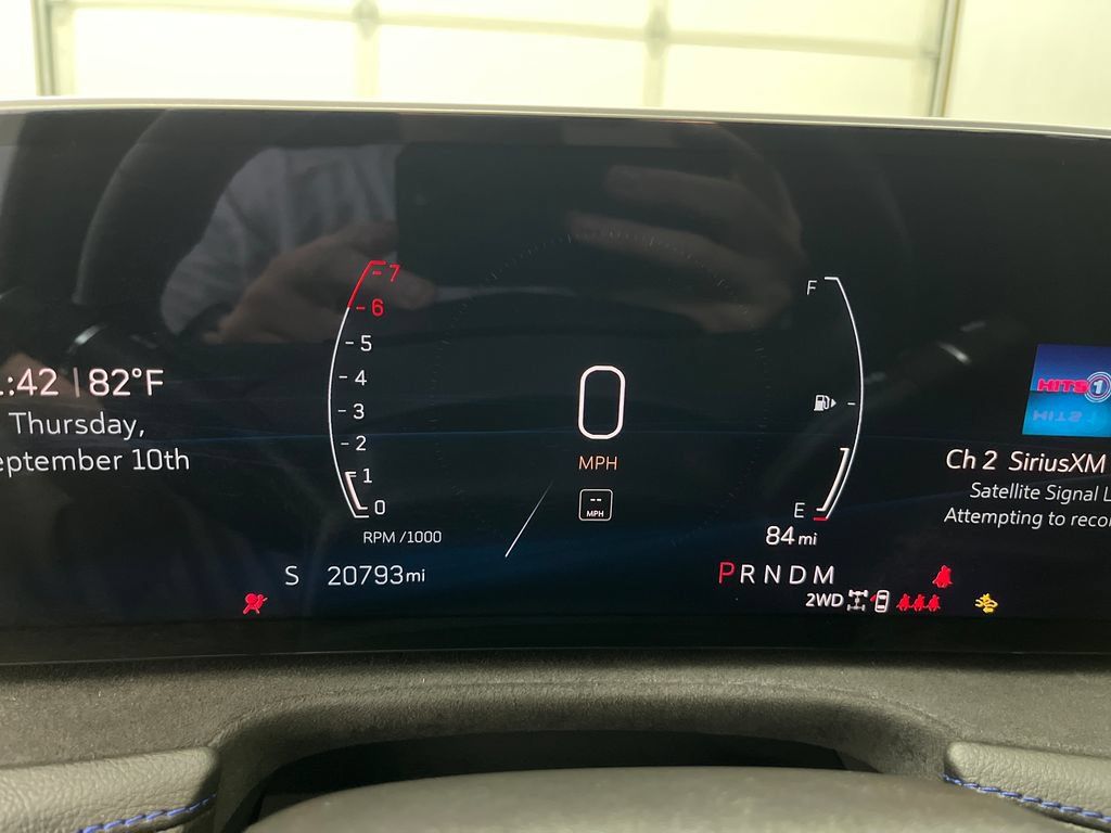 Used 2024 Cadillac XT4 Sport w/ Technology Package AWD/4WD image 17